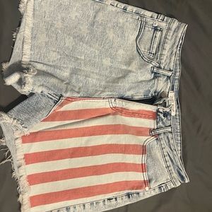 Judy Blue 1x American Flag Shorts